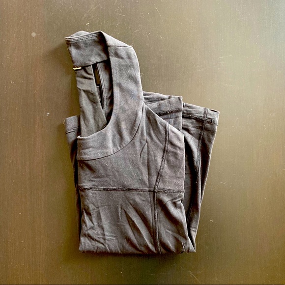 ☀️2 for $35 - Lululemon tank - Picture 1 of 3